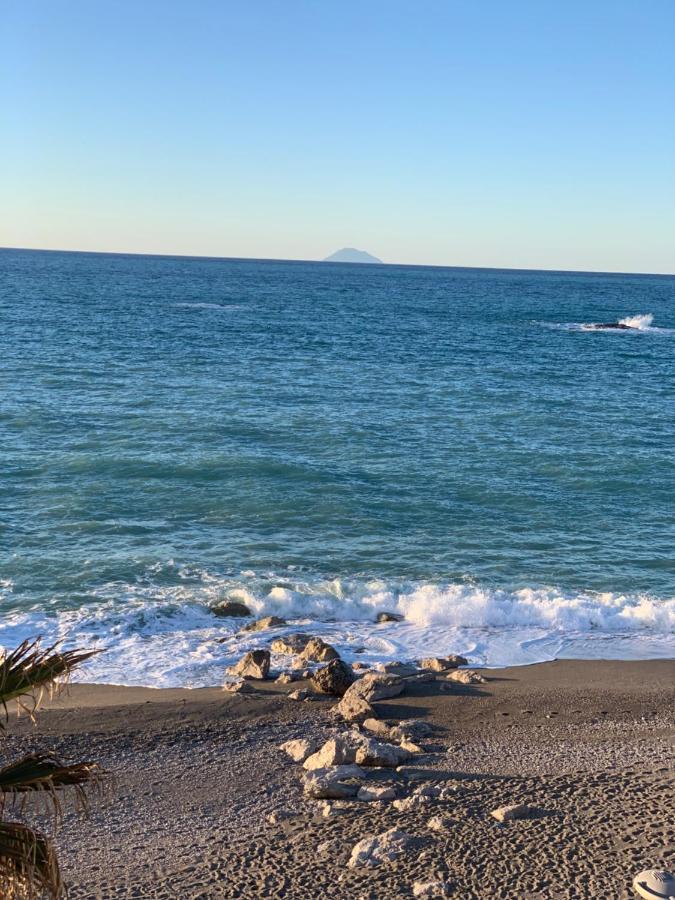 דירות Capo dʼOrlando La Porta Delle Eolie מראה חיצוני תמונה