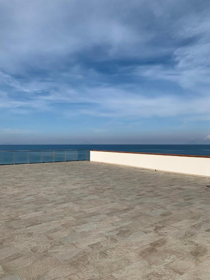 דירות Capo dʼOrlando La Porta Delle Eolie מראה חיצוני תמונה