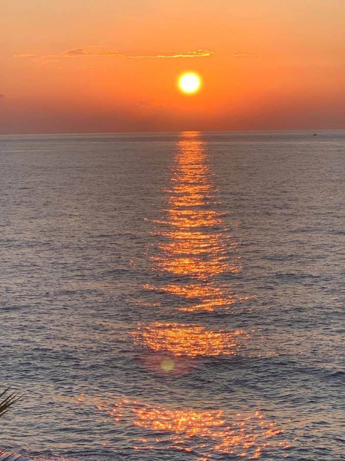 דירות Capo dʼOrlando La Porta Delle Eolie מראה חיצוני תמונה